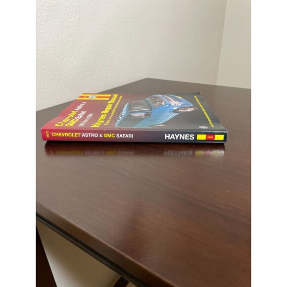 Haynes 24010 Repair Manual Chevrolet Astro and GMC Safari 1985 thru 1998 - Picture 4 of 8